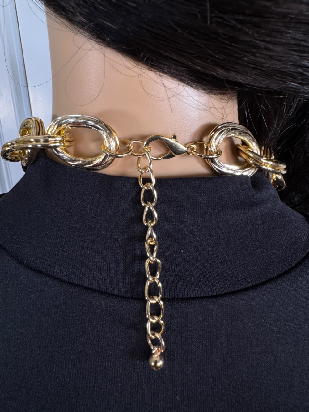 CLUSTERED CHUNKY PEARL WOMEN'S STATEMENT NECKLACE ON GOLD CHAIN LINKS - Picture 8 of 10
